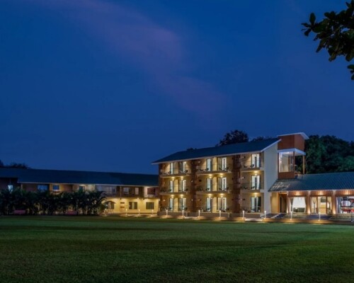 Paramount riverfront resort