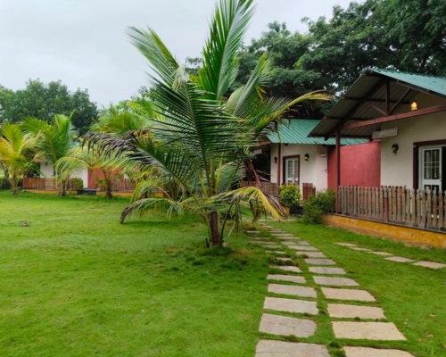 Aranyagiri countryside resort