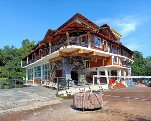 Eagle eye resort