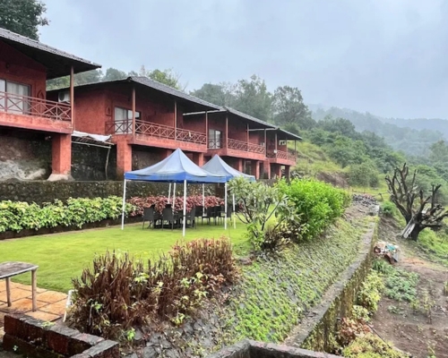 Waves and vibes resort